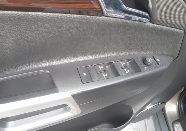 Opel Antara cena 19300 przebieg: 260000, rok produkcji 2008 z Kielce małe 277